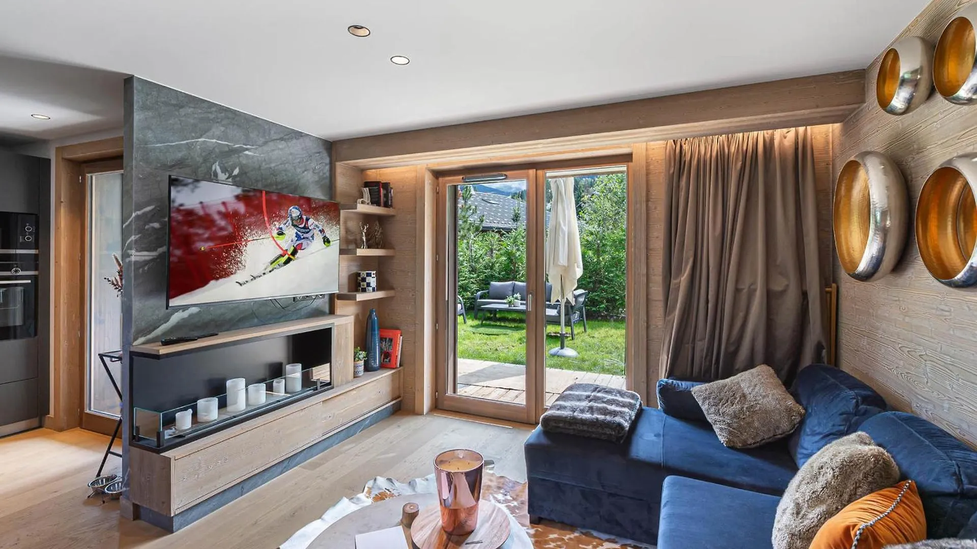 Appartement De Charme Avec Jardin Privatif, Piscine Et Spa A Megeve - Fr-1-569-118 0*,